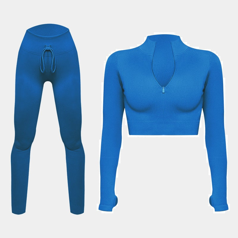 Tutta sportiva con top a maniche lunghe e pantaloni leggings a vita alta