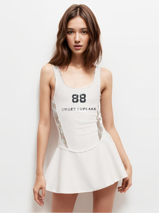 Abito in pizzo sportivo