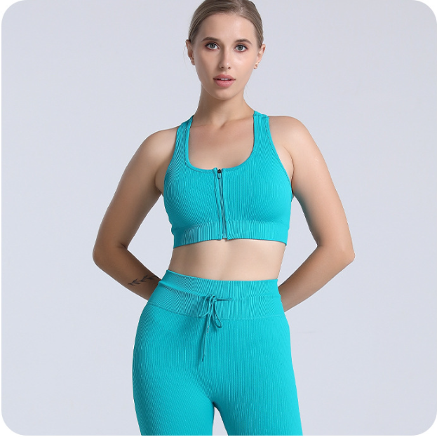 Set completo di reggiseno sportivo con leggings a vita alta