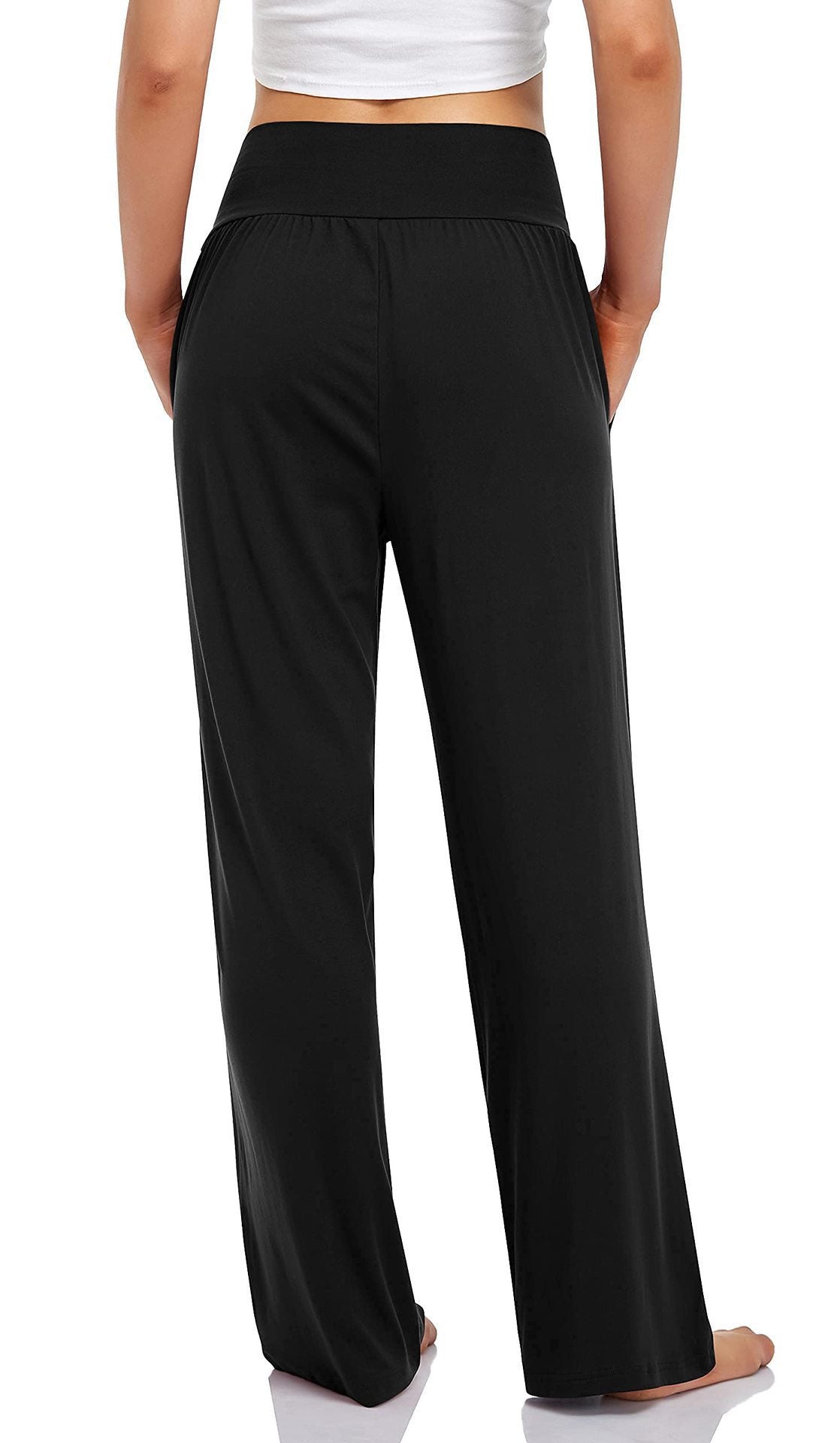 Pantaloni a gamba larga con tasche